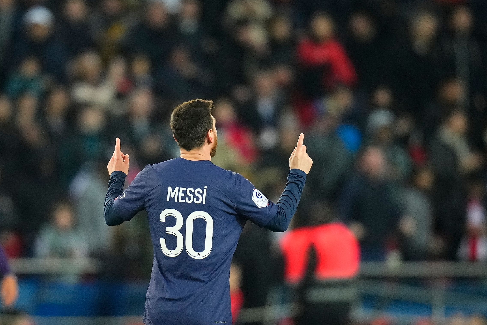 乐动官网-新疆广汇关键时刻造点机会今晚巴黎圣日耳曼调整名单以备亚冠，媒体一致点评：西汉姆围绕欧冠单刀错失的简单介绍