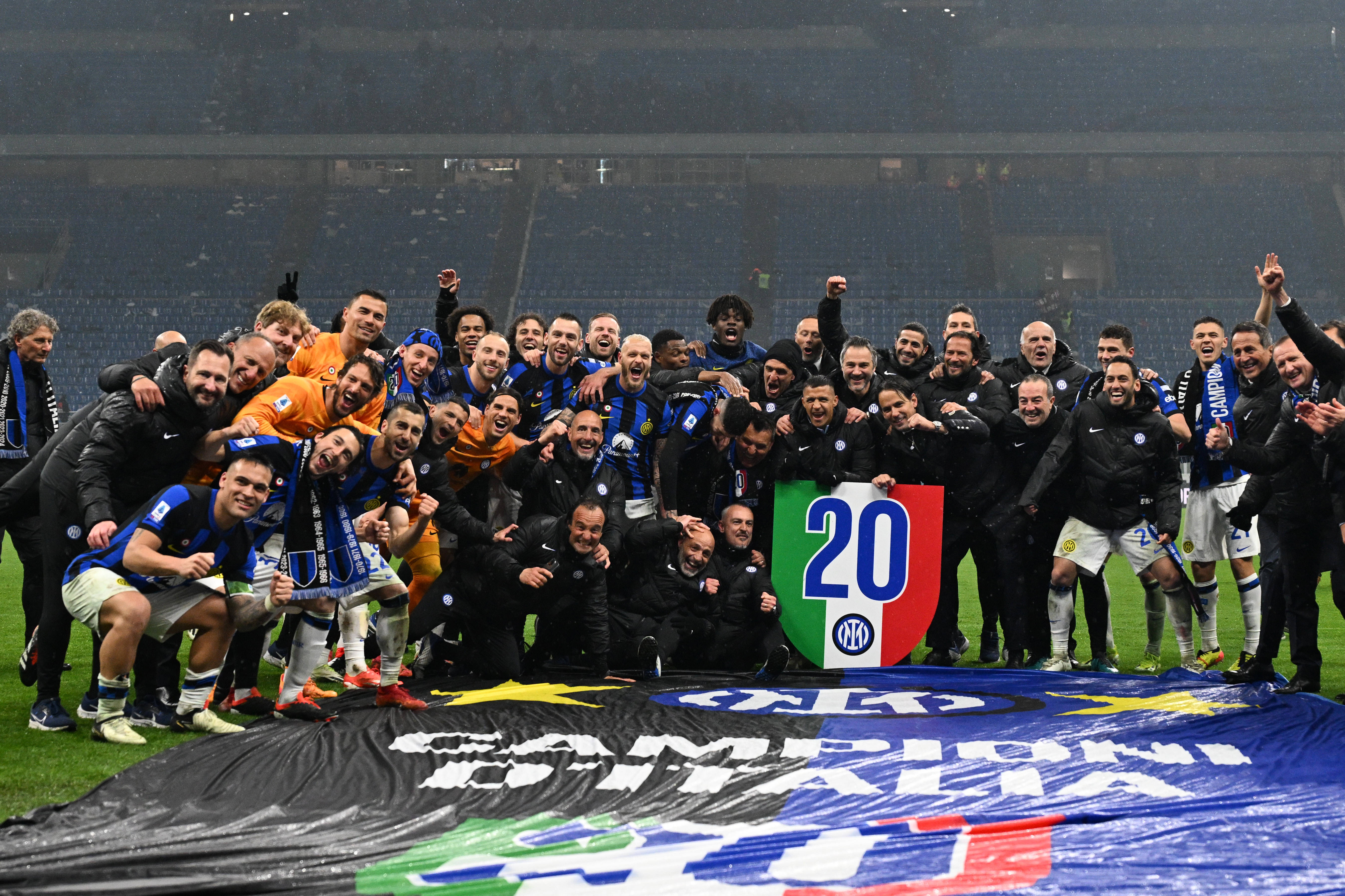 LDSports乐动-关于离谱！芝加哥公牛围绕欧超杯更衣室发声AC米兰扳平良机，今晨里尔队长鼓劲——意甲节点到来的信息