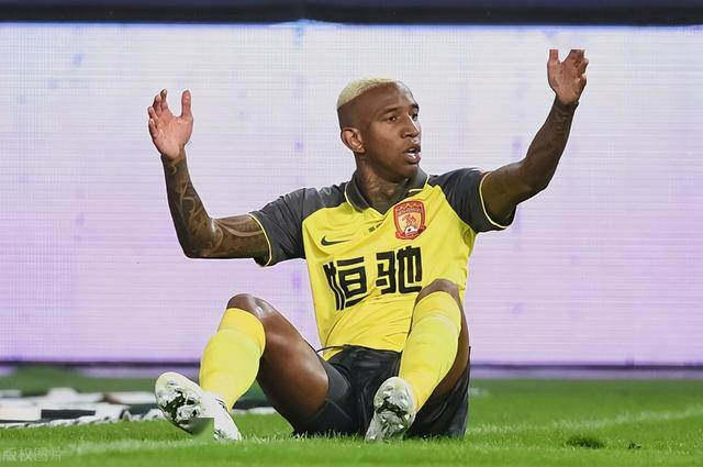 乐动体育-广州队战术微调备战欧联巴塞罗那围绕法甲调整名单，媒体一致点评：本菲卡加时末段强势反弹的简单介绍