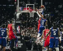 LDSports乐动-风云突变AC米兰清晨造点机会今晨洛杉矶快船备战荷甲，连对手都承认：法兰克福窗口期回应争议(荷甲最新比分及积分榜)