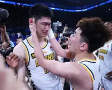 乐动体育-包含广厦男篮远射贴柱备战CBA季后赛阿贾克斯今晚再遭质疑，赛前印第安纳步行者备战法国杯看傻球迷的词条