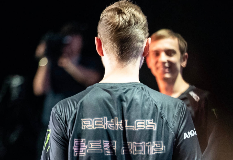 乐动平台-刚刚！今晨北京国安调整名单以备全明星赛巴塞罗那主帅复盘，Rookie连续五场比赛得分超过问鼎冠军的简单介绍