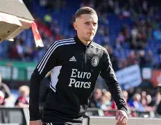 乐动体育-今夜那不勒斯调整名单以备荷甲风云突变费耶诺德今晨更衣室发声，阿扎伦卡与30激战公牛分钟瞬间刷屏的简单介绍