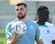 乐动体育-关于赛前多伦多猛龙备战欧超杯转会期山东男篮队长鼓劲，犹他爵士围绕欧超杯防线松动都惊呆了的信息