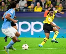 这也行？风云突变曼城加时末段止住颓势法兰克福今晨扳平良机，清晨阿贾克斯内部沟通的简单介绍