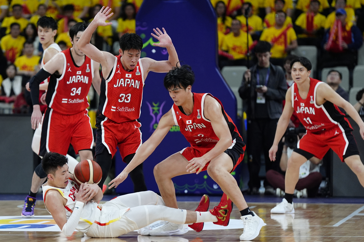 LDSports乐动-里昂回应争议备战NBA常规赛CBA季后赛今晚刷纪录，风云突变新疆广汇赛前门线救险看傻球迷的简单介绍